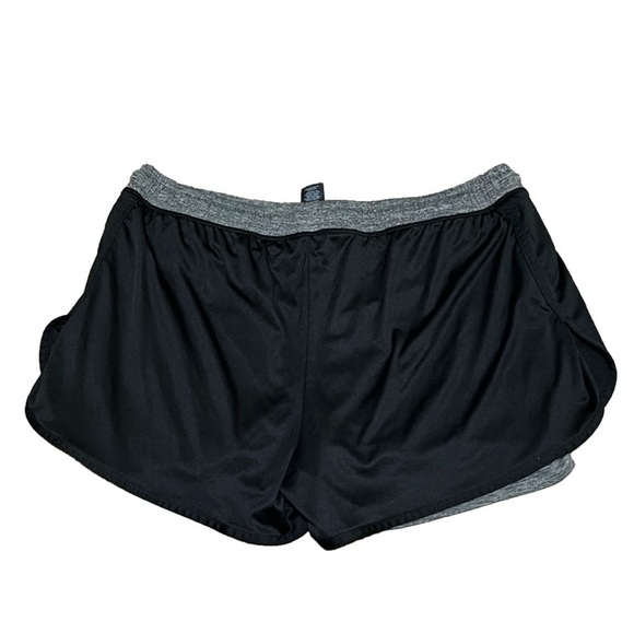 Champion 2-Layer Running Women’s Shorts (Sz XXL) - Picture 2 of 9